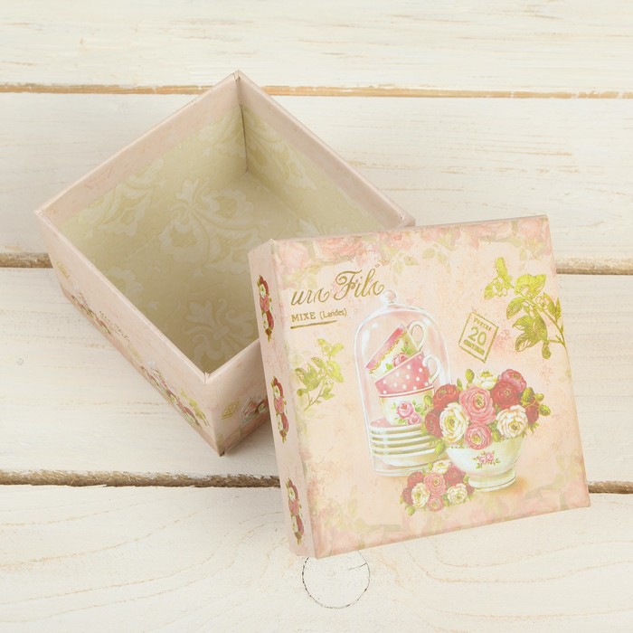 Набор коробок 3в1, 13 х 13 х 8 - 9,5 х 9,5 х 6 см