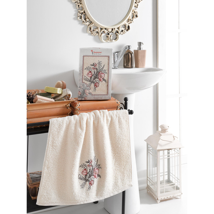 Махровое полотенце JUANNA BATIK в коробке, 50х90 см, цвет кремовый, 380 г/м2