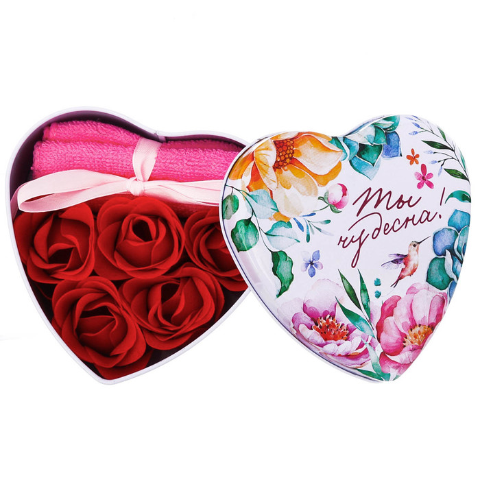 Набор "Ты чудесна!": 5 мыльных лепестков и полотенце в шкатулке