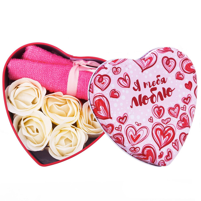 Набор "Я тебя люблю": 5 мыльных лепестков и полотенце в шкатулке