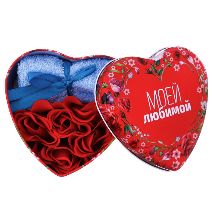 Набор "Моей любимой": 5 мыльных лепестков и полотенце в шкатулке