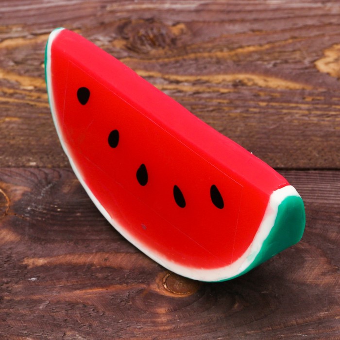 Набор "All you need is love", бутылка для воды (500 мл), полотенце, мыло