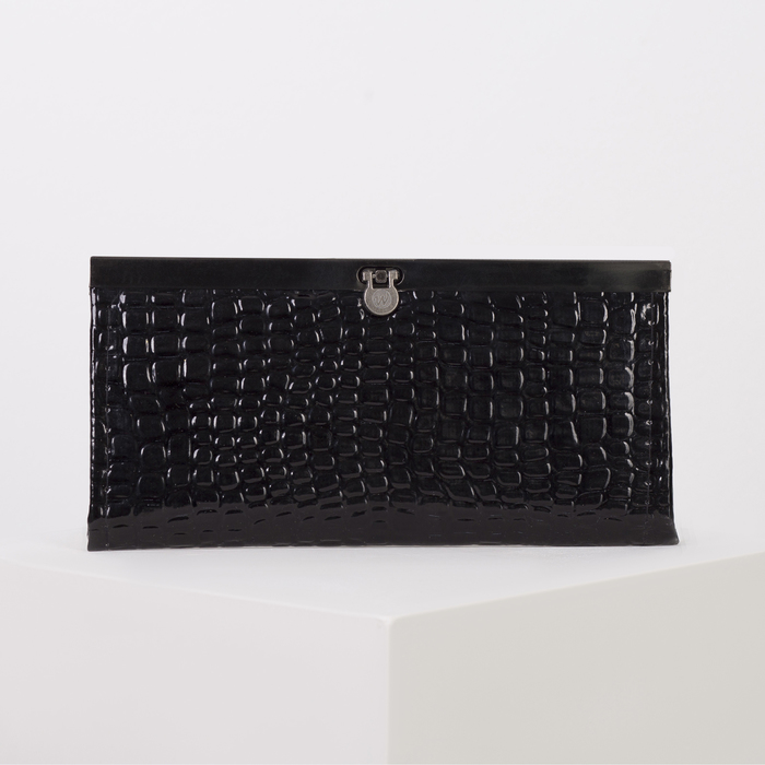 Кошелёк женский на застёжке, 4 отдела, для монет, цвет чёрный