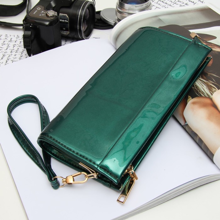 Клатч женский на молнии, 1 отдел с перегородкой, с ручкой, цвет зелёный