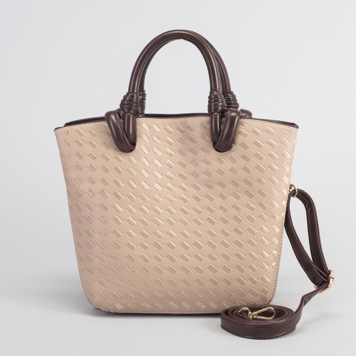 Сумка женская на магните, 3 отдела, длинный ремень, цвет бежевый