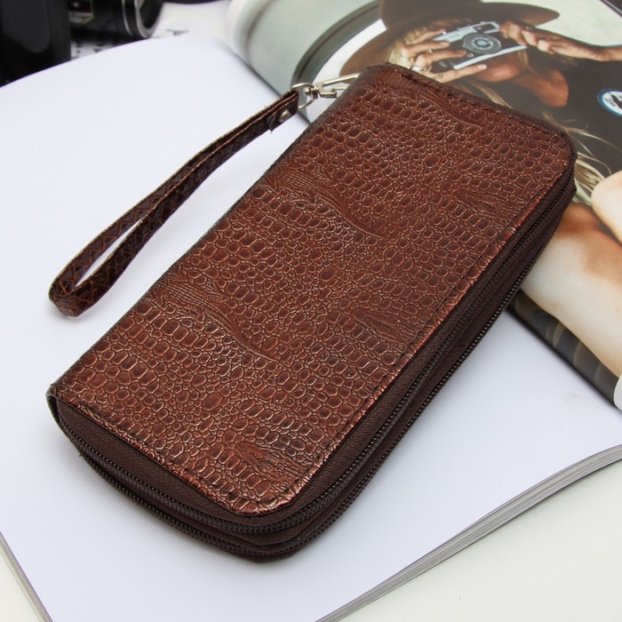 Кошелёк женский на молнии, 4 отдела, для монет, с ручкой, цвет коричневый