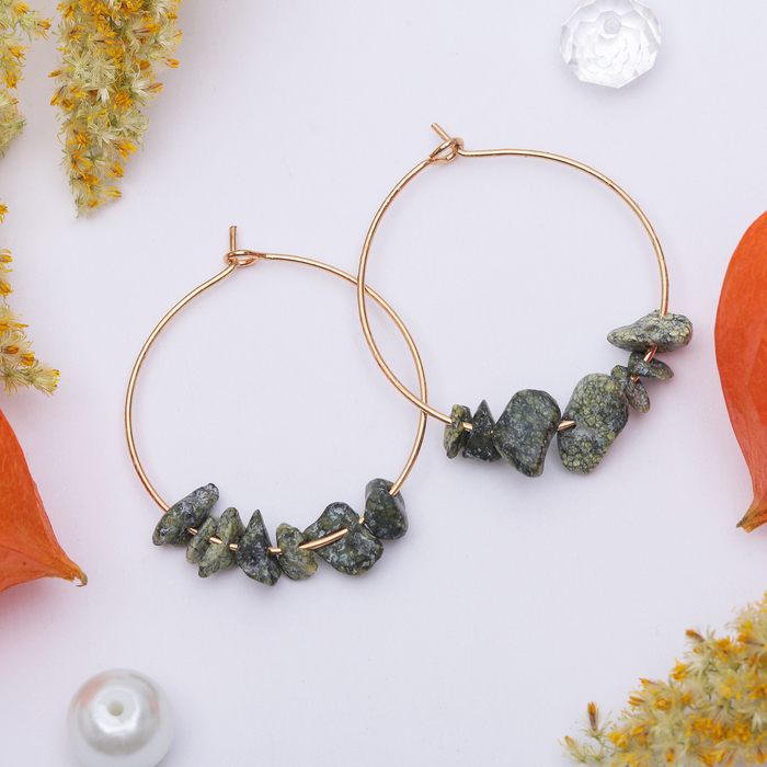 Серьги-кольца "Натурель" малахит, цвет зелёный в золоте