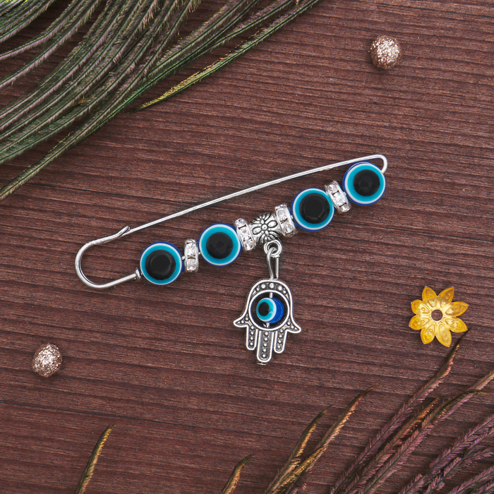 Булавка-оберег 1 подвеска "Рука Хамса" 5,7см, цвет бело-синий в серебре