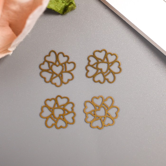 Декор для творчества металл "Цветок из сердец" золото 1,3х1,3 см