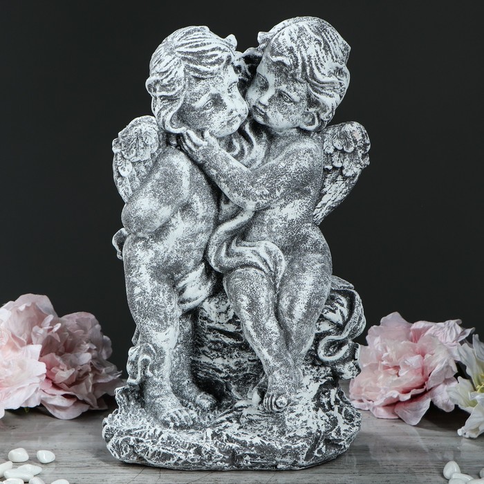 Статуэтка "Пара на камне" камень