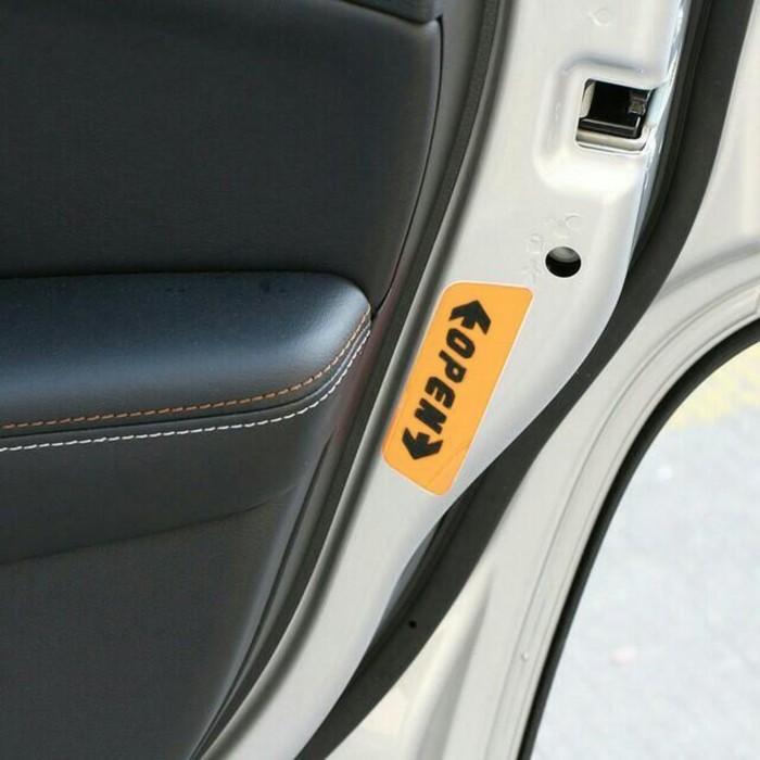 Наклейка декоративная на автомобиль "Open", жёлтый