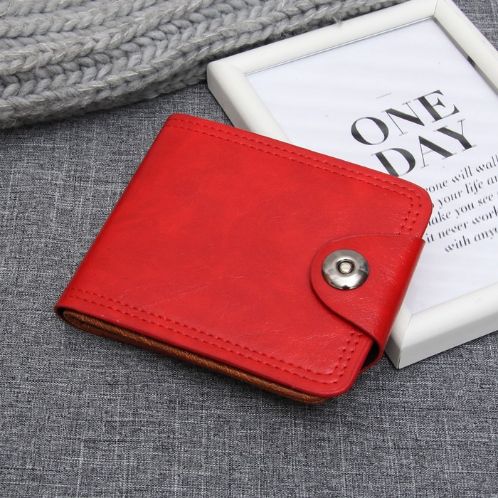 Кошелёк женский на магните, 4 отделов, для карт, цвет красный