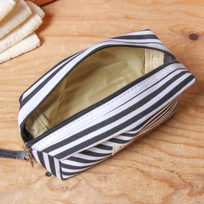 Набор косметичек 2 в 1 "Полосатик", 1 отдел, с ручкой, цвет чёрный