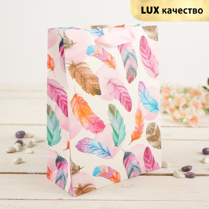 Пакет подарочный "Пёрышки", розовый, 26 х 10 х 32 см