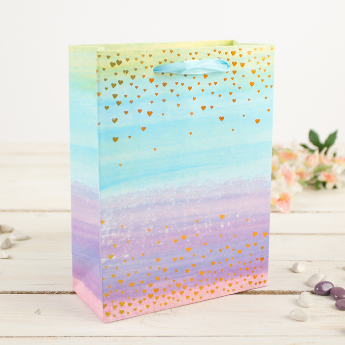 Пакет подарочный "Градиент с сердечками", 26 х 10 х 32 см
