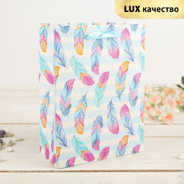Пакет подарочный "Пёрышки", голубой, 30 х 12 х 42 см
