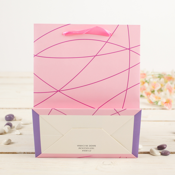 Пакет подарочный "Линии", розовый, 30 х 12 х 42 см