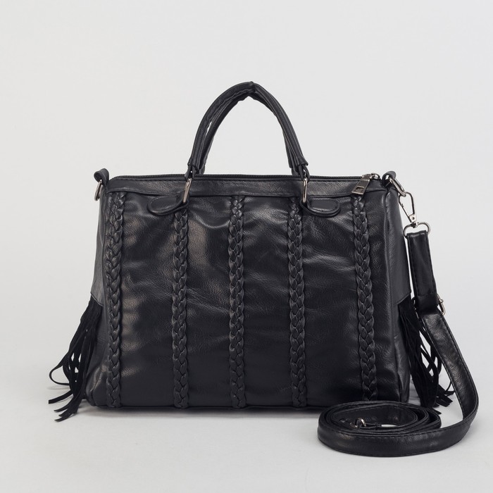 Сумка женская, отдел на молнии, наружный карман, длинный ремень, цвет чёрный