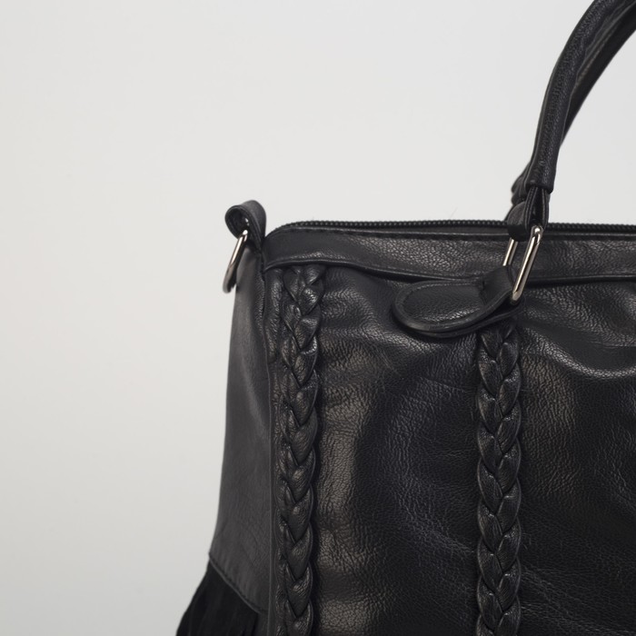 Сумка женская, отдел на молнии, наружный карман, длинный ремень, цвет чёрный