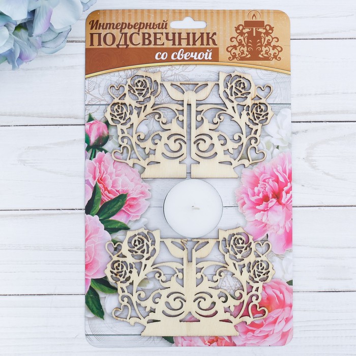 Подсвечник со свечой "Цветы"