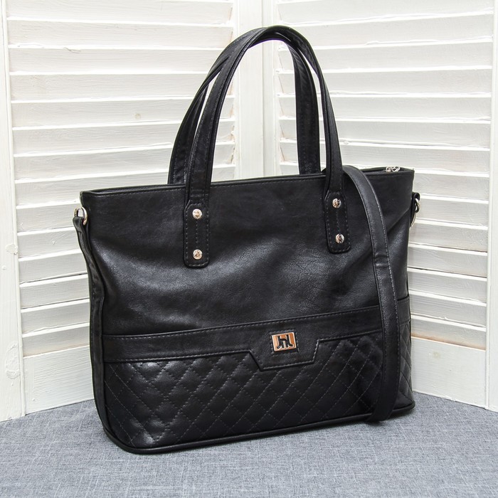 Сумка женская, 3 отдела на молнии, наружный карман, длинный ремень, цвет чёрный