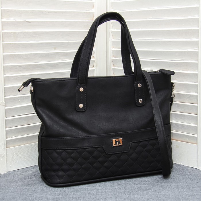 Сумка женская, 3 отдела на молнии, наружный карман, длинный ремень, цвет чёрный