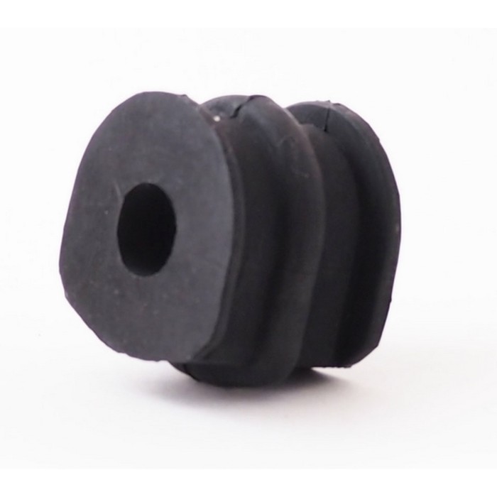 Втулка стабилизатора AKITAKA 0207-T31R17