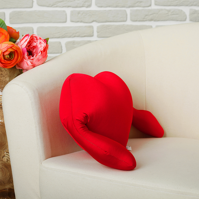 Мягкая подушка-игрушка антистресс "Сердце с руками"