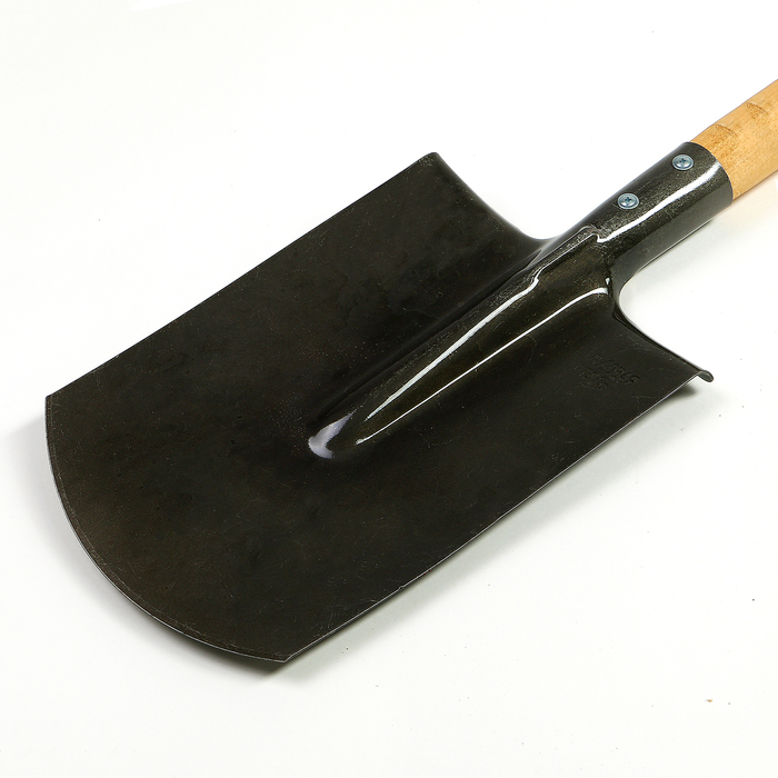 Лопата штыковая, рельсовая сталь, ЛКС 1, с пропитанным деревянным черенком, "Экспорт"