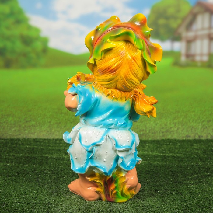 Садовая фигура "Гном с корзиной Танюша", 57 см