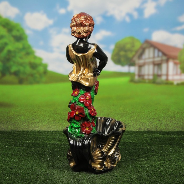 Фигурное кашпо "Саша"