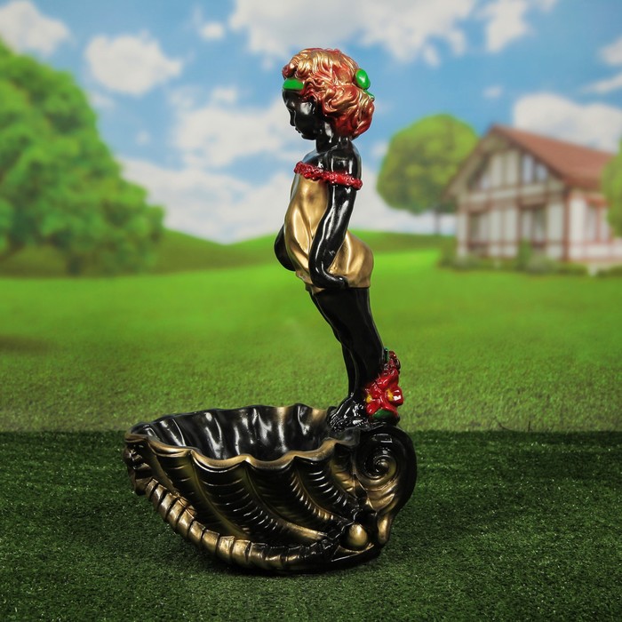 Фигурное кашпо "Маша"