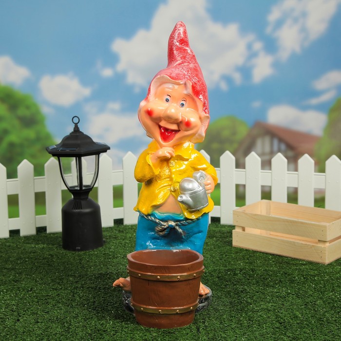Садовая фигура с кашпо "Гном с лейкой", средний, 52 см