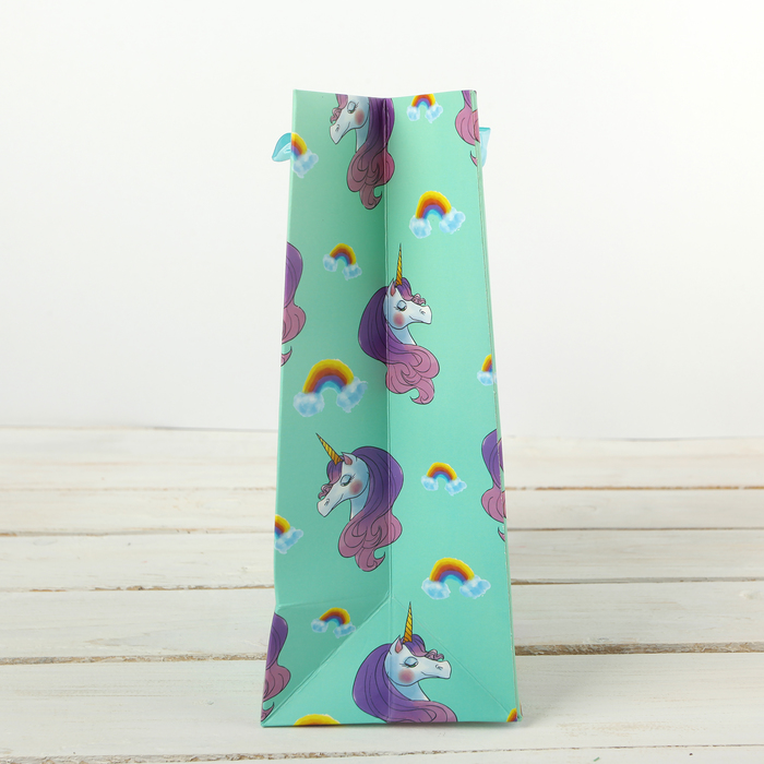 Пакет подарочный "Единорожка", люкс, 25 х 11 х 31 см