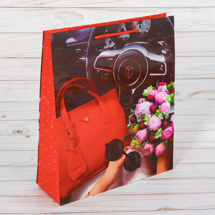 Пакет ламинированный вертикальный «С любовью», ML 23 × 27 × 8 см