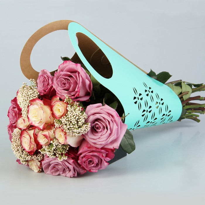 Пакет для цветов с вырубкой "Кувшин", светло-бирюзовый, 37 х 18 см