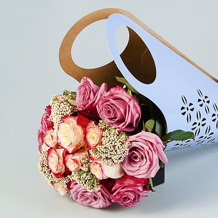 Пакет для цветов с вырубкой "Кувшин", сиреневый, 37 х 18 см