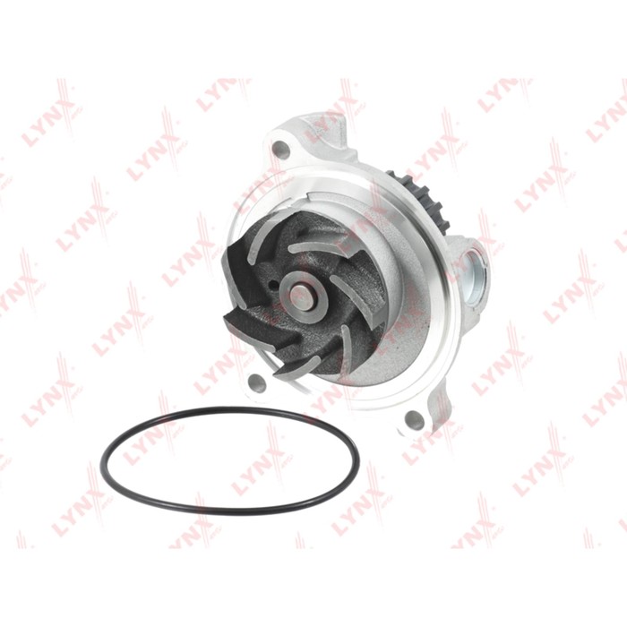 Насос водяной LYNXauto CW0067