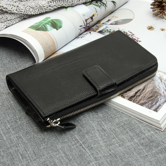 Кошелёк мужской, 2 отдела, для карт, для монет, наружный карман, игуана, цвет чёрный