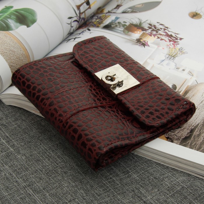 Кошелёк женский, 2 отдела, для карт, для монет, кайман, цвет бордовый