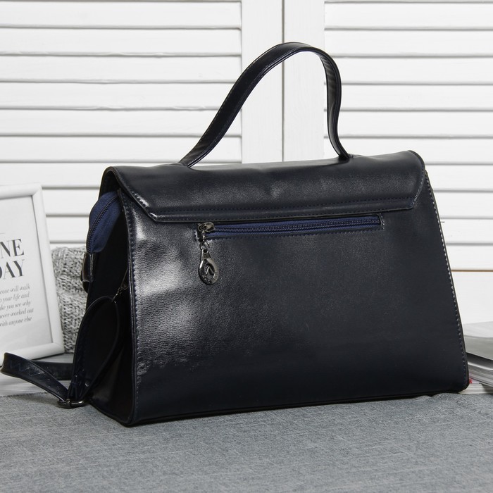 Сумка женская, отдел с перегородкой на молнии, наружный карман, длинный ремень, цвет синий