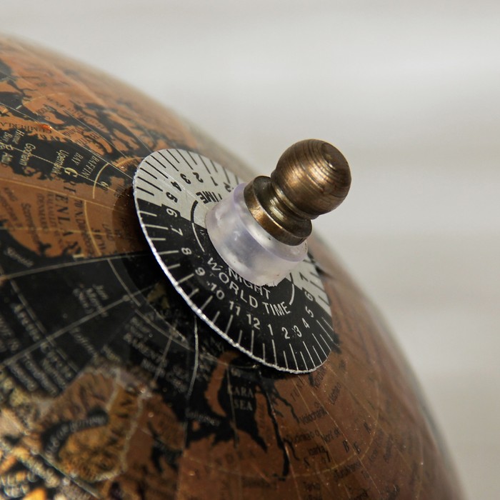 Сувенир глобус "Тёмный призрак" 20,3х20,3х37 см УЦЕНКА