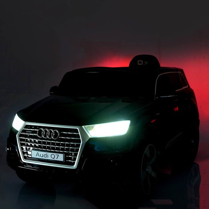 Электромобиль AUDI Q7, EVA колёса, кожаное сидение, цвет чёрный глянец