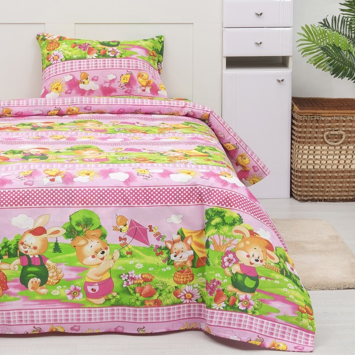 Постельное бельё "Экономь и Я" 1,5 сп. Поход цвет Розовый 145х210 ± 5 см, 150х210 ± 5 см, 50х70 ± 5 см, бязь 120 гр/м²