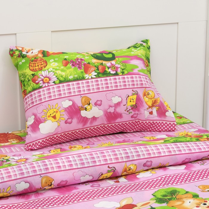 Постельное бельё "Экономь и Я" 1,5 сп. Поход цвет Розовый 145х210 ± 5 см, 150х210 ± 5 см, 50х70 ± 5 см, бязь 120 гр/м²