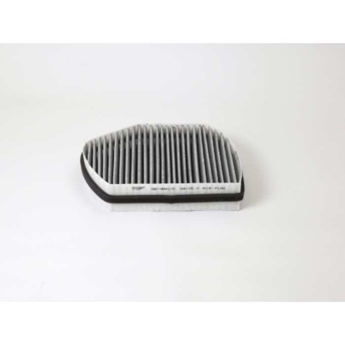 Фильтр салонный угольный BIG FILTER GB-9841/C