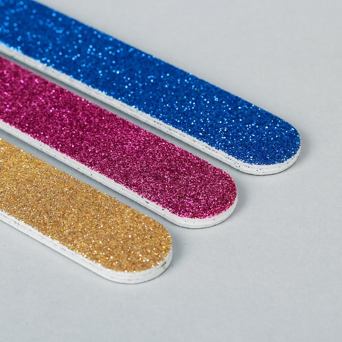 Набор маникюрный, 2 предмета, цвет красный/золотой