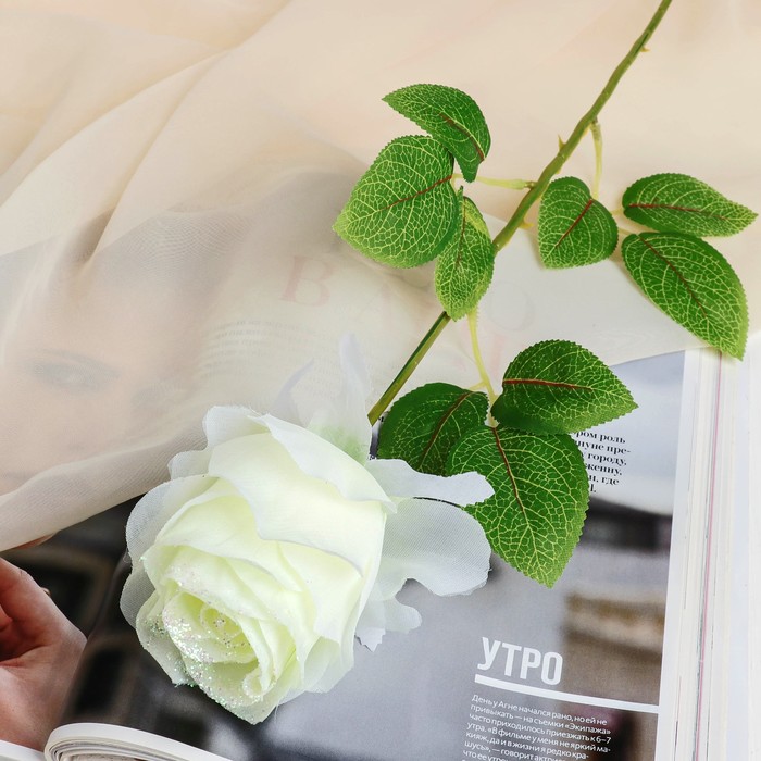 Цветок искусственный "Роза белая"