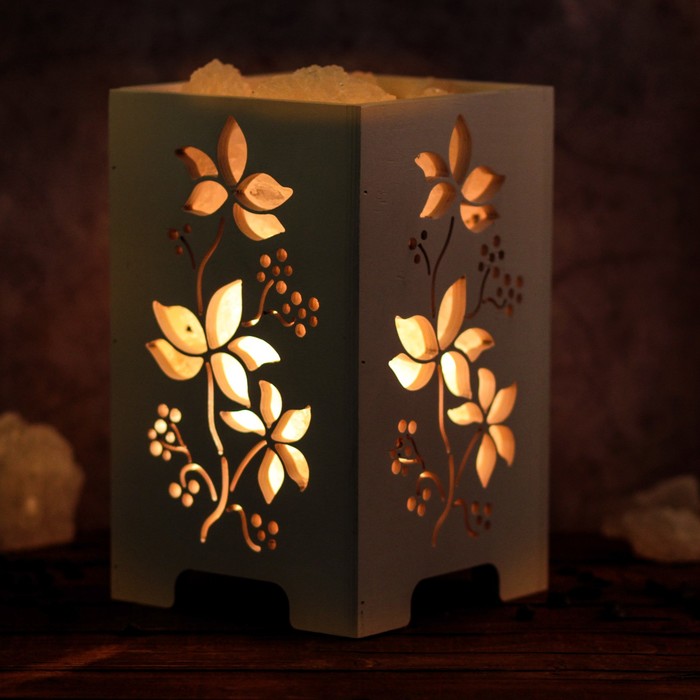 Соляной светильник "Корзина", цветы, деревянный декор, 18 х 18 х 23 см, 4 кг, белый