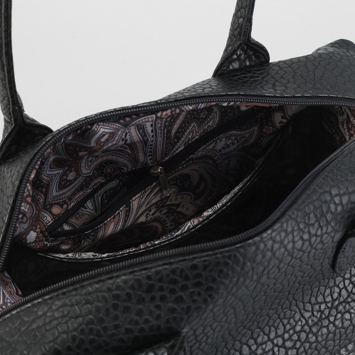 Сумка женская, отдел на молнии, 2 наружных кармана, цвет чёрный